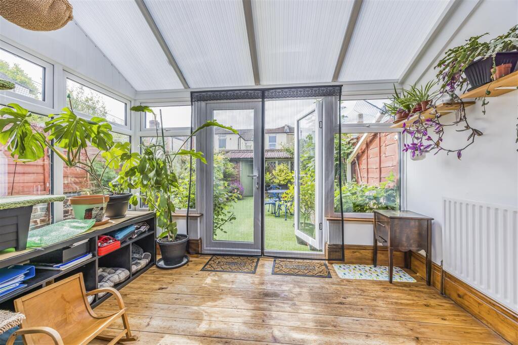 276 Laburnum Grove, Copnor-PorticoMarketing-O&#39;Hara