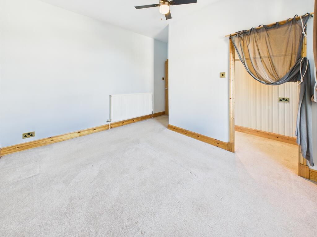 CAM03185G0-PR0094-STILL003