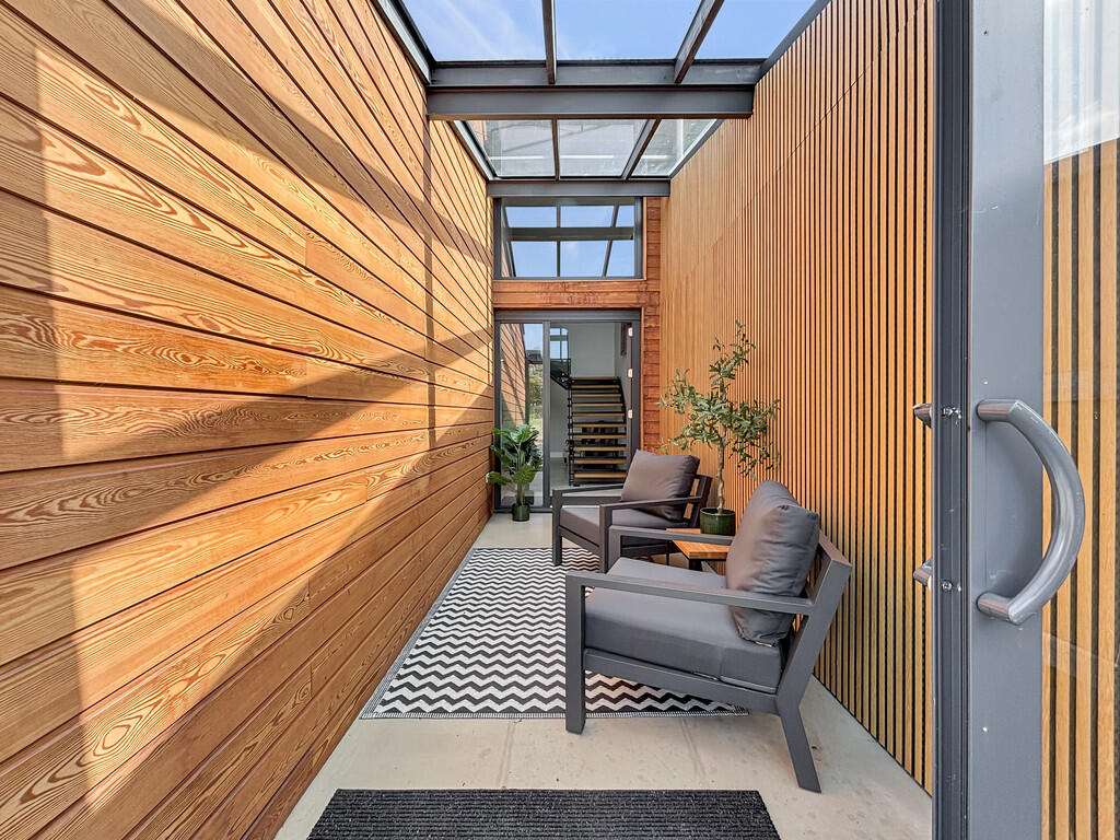 Rear Porch 