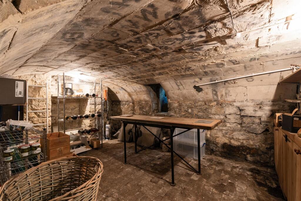 9 Chatham Row, Bath BA1 5BS-22.jpg