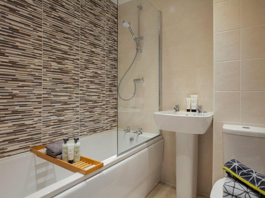 Alnmouth Bathroom.jpg