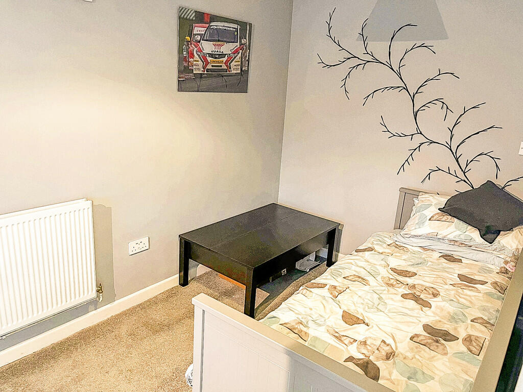 4_Bedroom4_Study_...