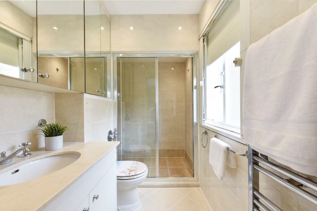 8 Sussex Square (6).JPG