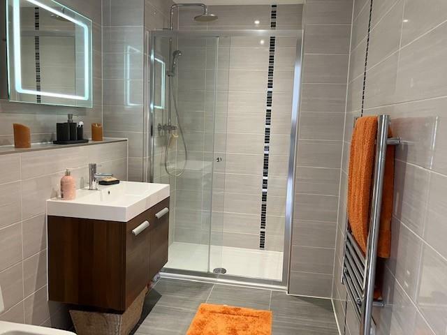 En suite.jpg