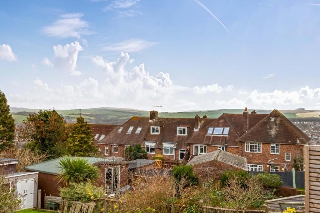 Westfield Close_15.jpg