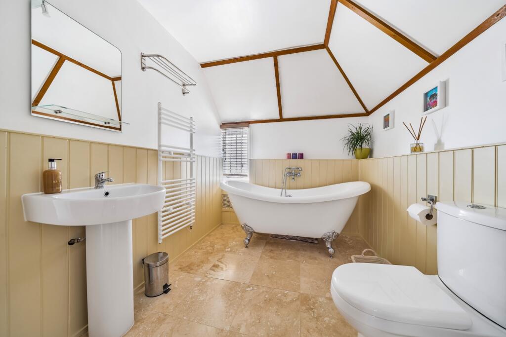 Ensuite