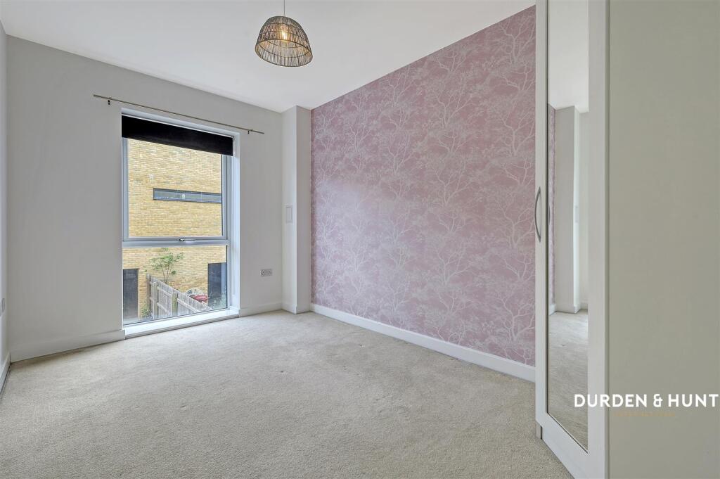 Charlock Close