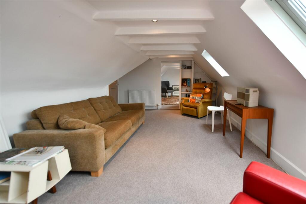 Attic/Bedroom