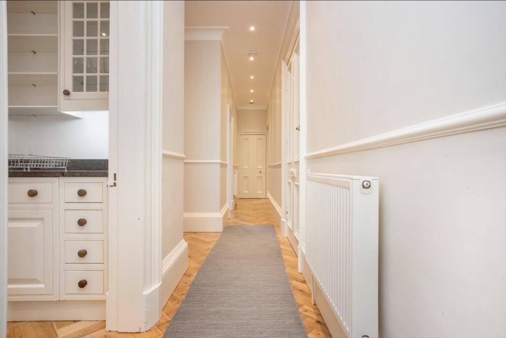 15.1 Grosvenor Crescent-05