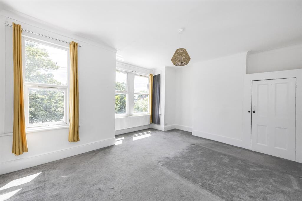 5 Abbots Park Road -012.JPG