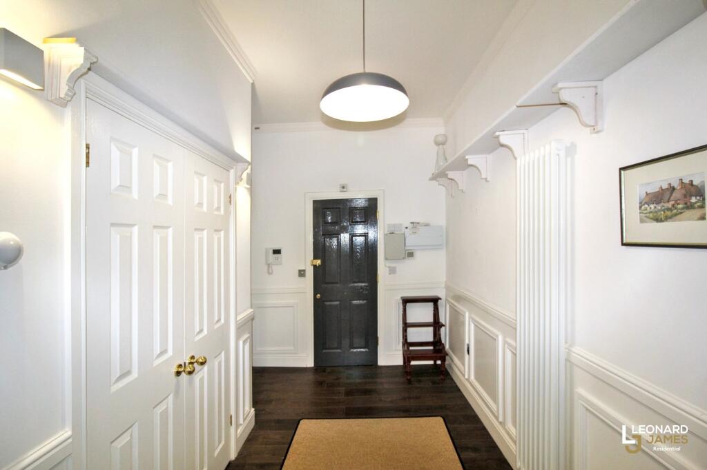 Apartment Entrance Hall