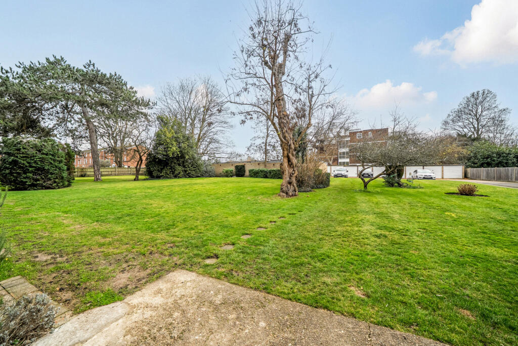 1393502-26-694185...