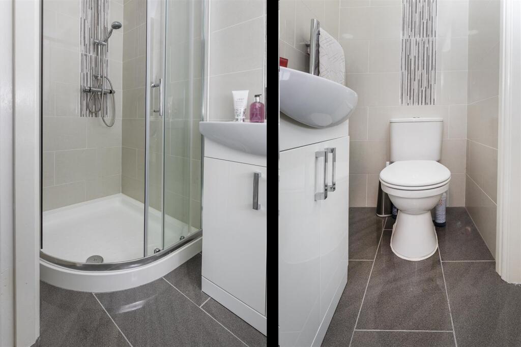 En Suite Shower Room