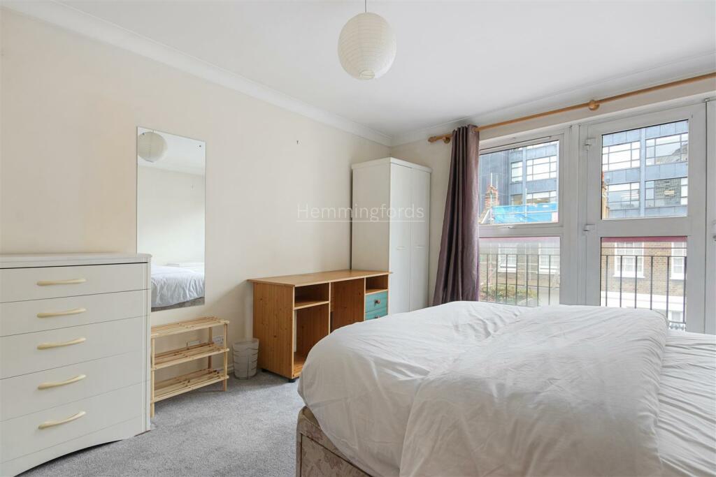 15-a90677446 - AM - 56 Leeds Court, 201 St. John S