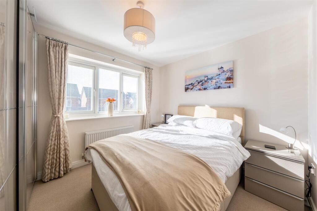 27 Shakerley Close-021.jpg