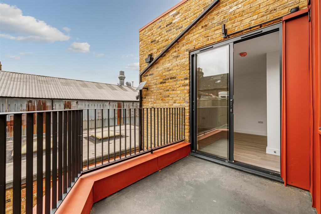 FFF Spencer Road-9.jpg