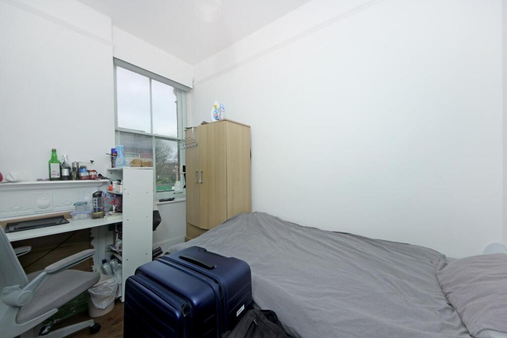 GV- 2 Wolverton Mansions  (1).jpg