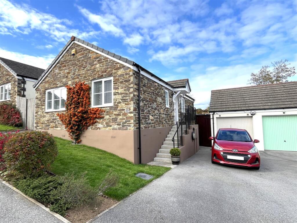 Du Maurier Drive, Fowey