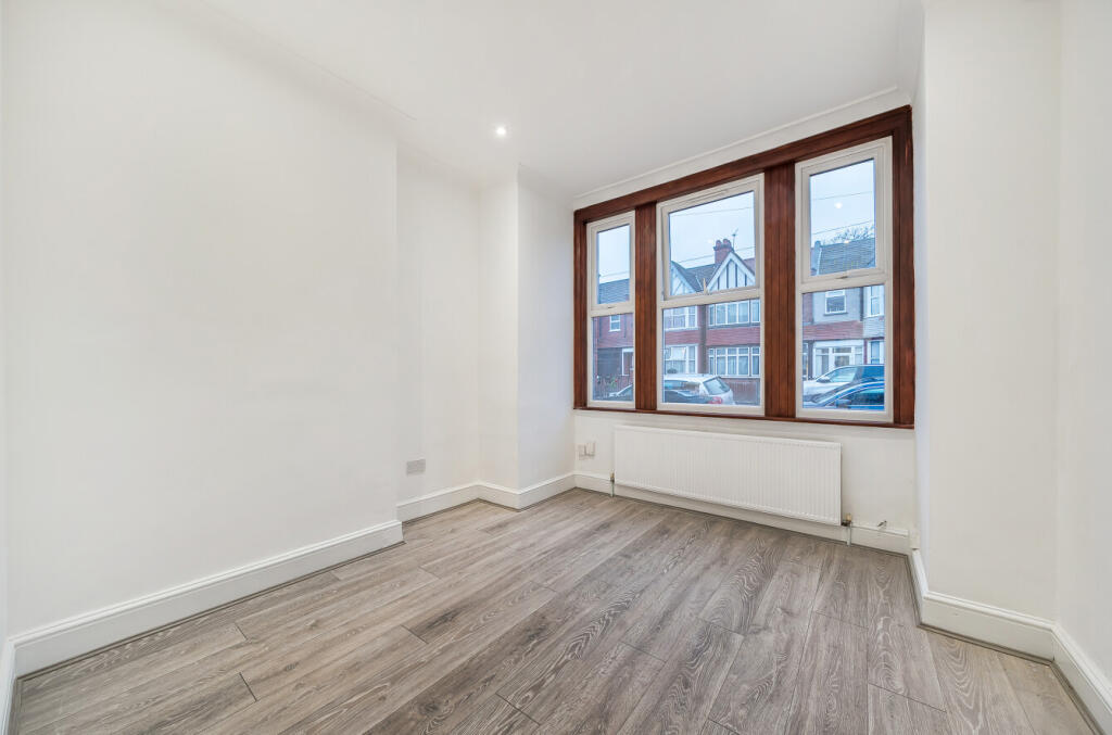 1393146-4-69417ff...