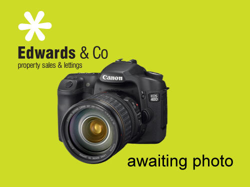 Driveway &amp; Front Entrance