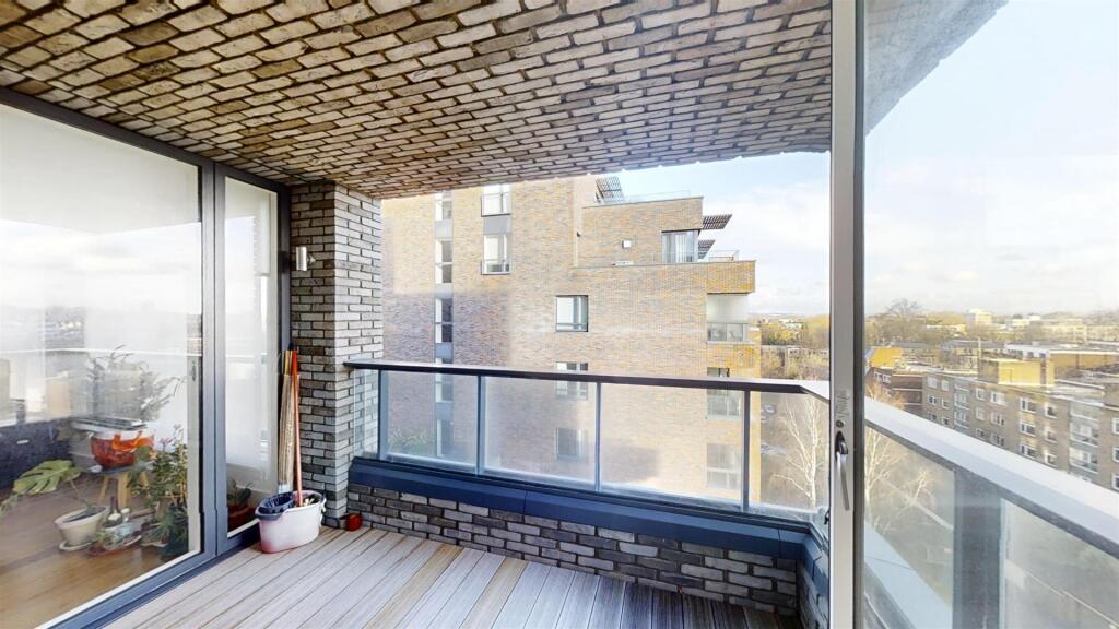 121-Upper-Richmond-Road-Putney-SW15-02272025_10524