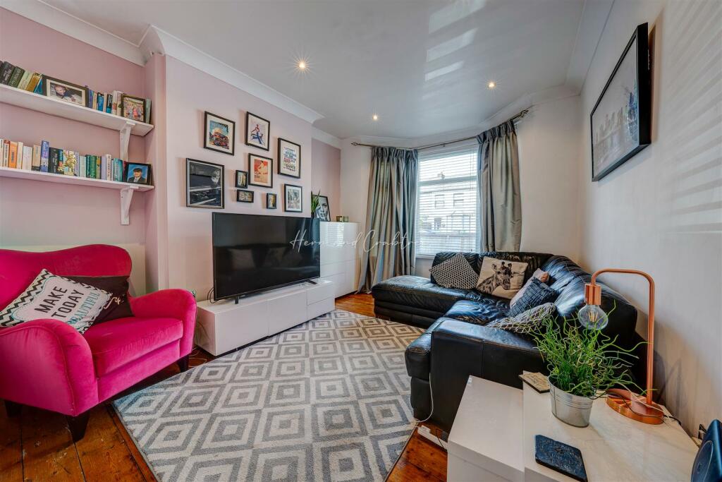 Caerphilly Road, Birchgrove, HernCrabtree (13).jpg