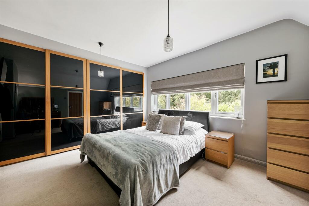 Forest View, E4