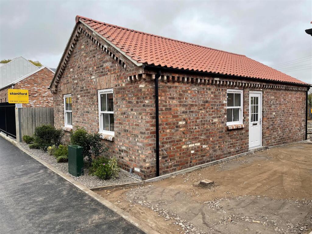 External 1A Riverside.jpg