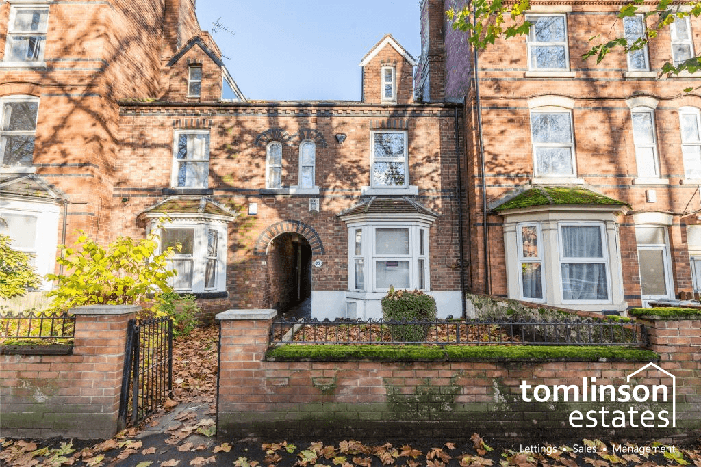 5 Bedroom Terraced House - HMO