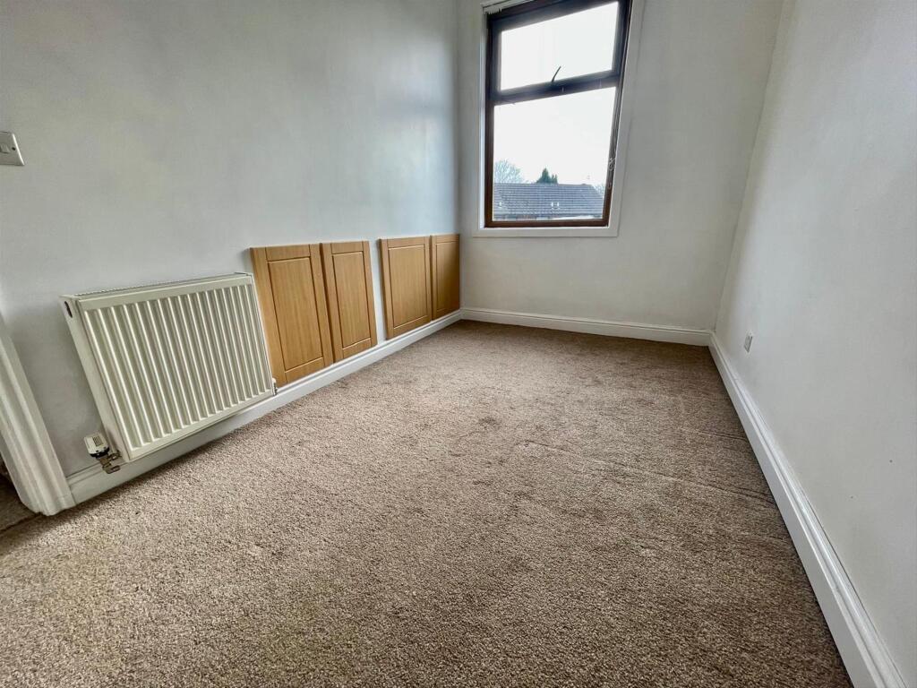Front bedroom view 2
