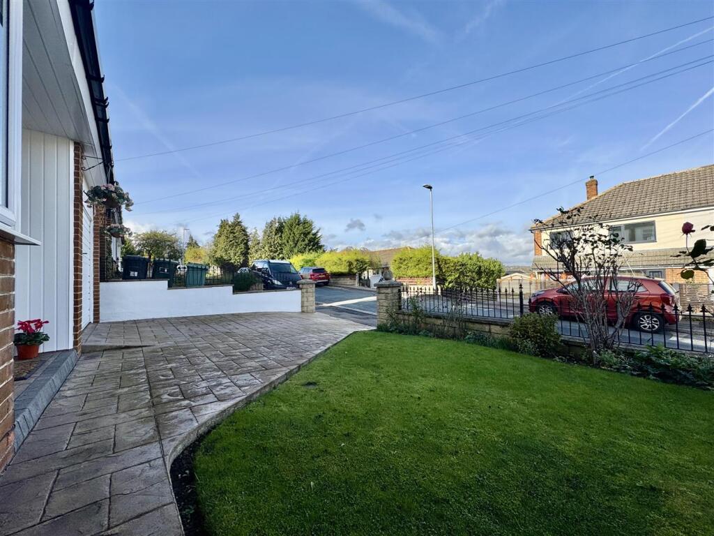 EXTERNAL FRONT, GARAGE AND DRIVEWAY