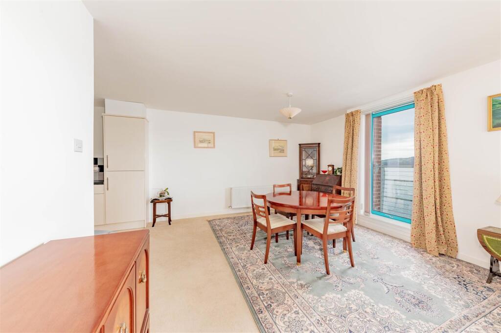 Unicorn Court, 62 Victoria Dock Road Dundee-9.JPG