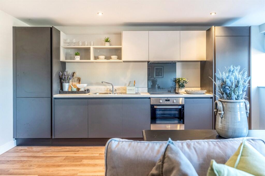 Picture No. 32