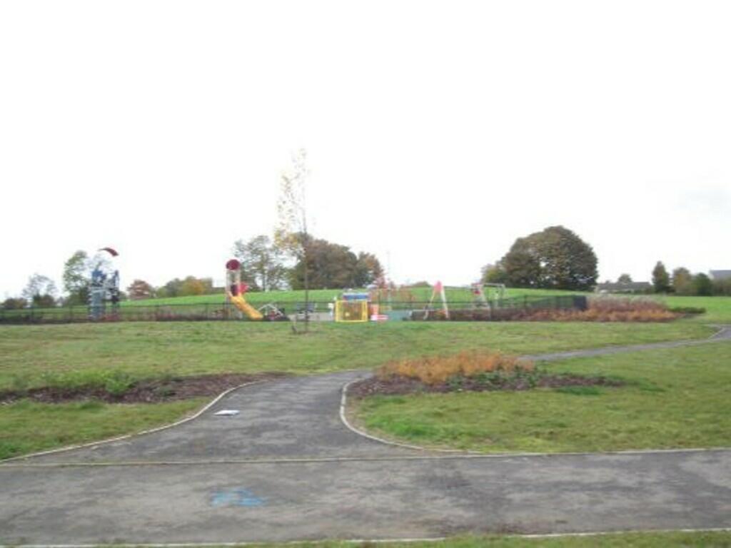 Parkland nearby