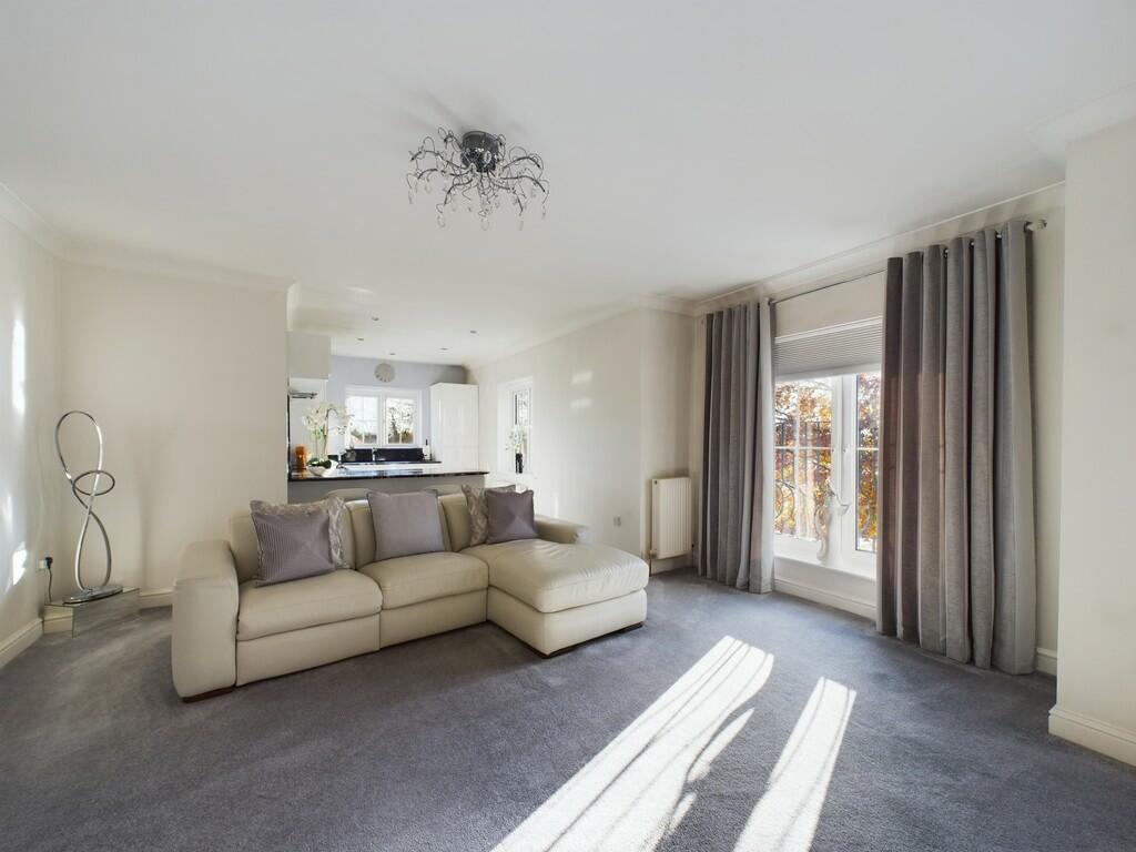 CAM02060G0-PR0256...