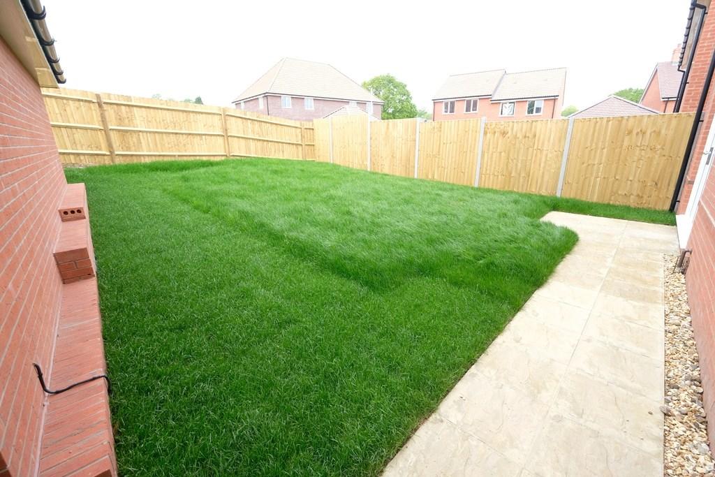 GARDEN 