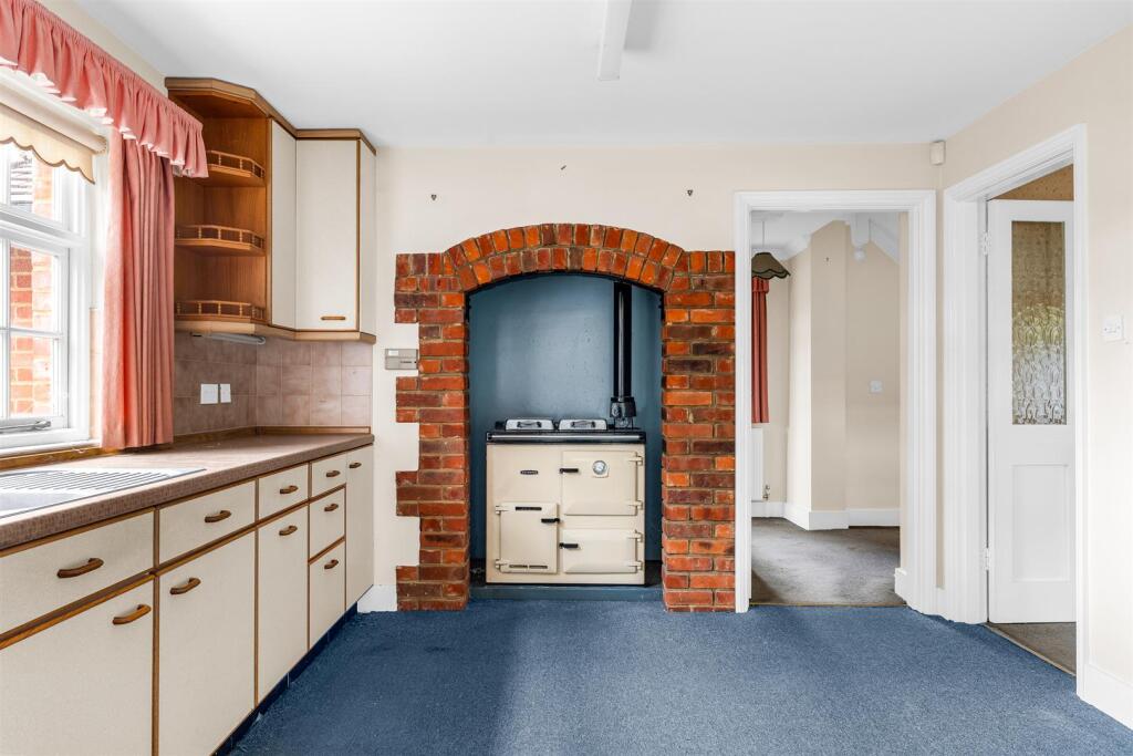 Internal-4.jpg