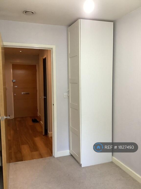 Single Bedroom_2