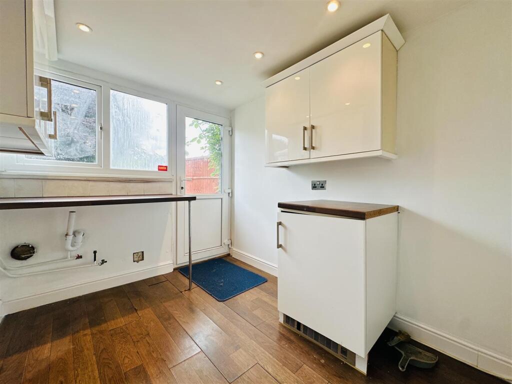 UTILITY ROOM