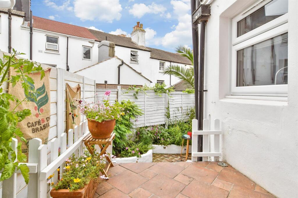 Patio / Decking