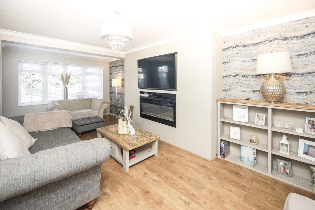 Extended Lounge