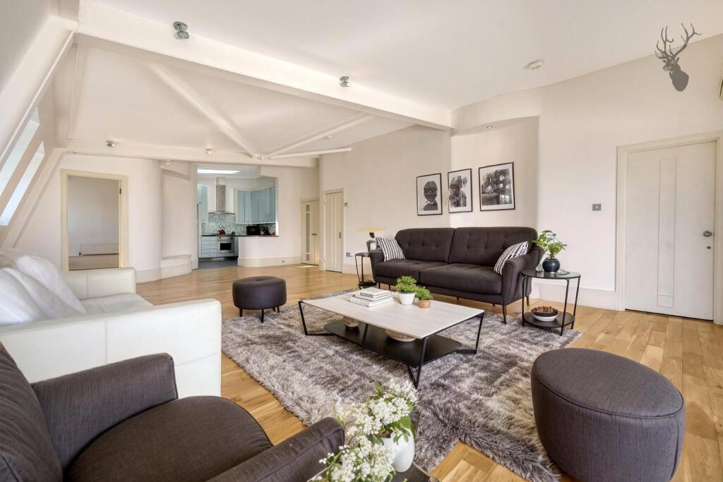 6tnbfF5bNU6m0EfMrm6NIw-(1) - 2.jpg