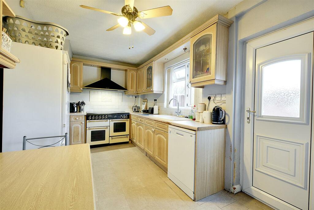 Kitchen Diner_3.jpeg