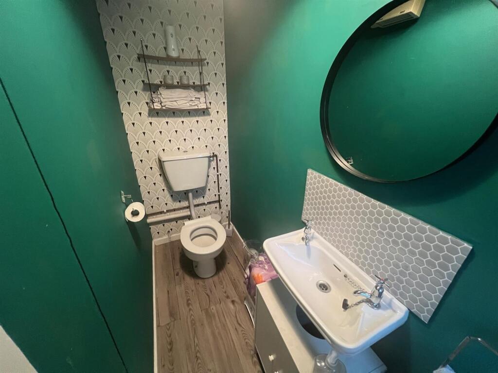 wc.jpg