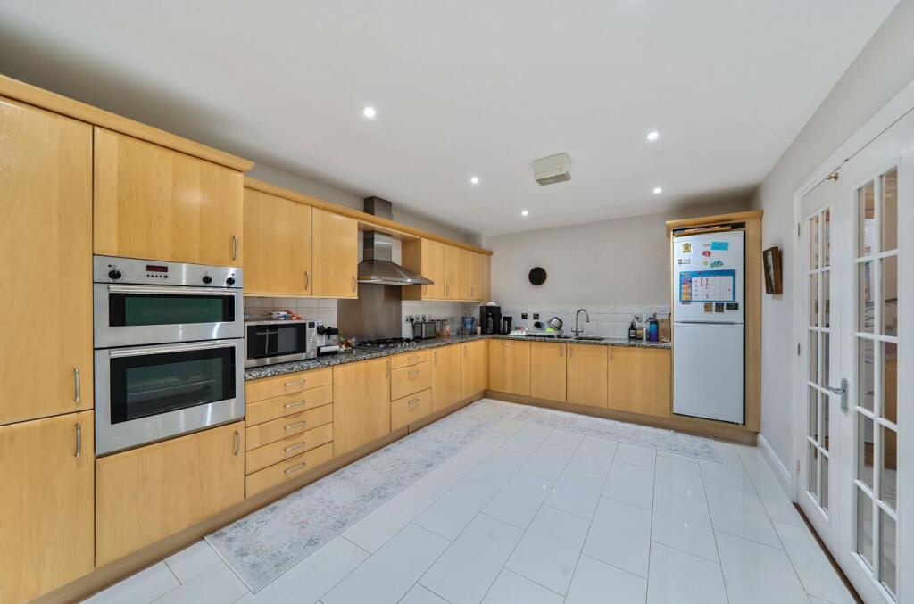 Davidson Frost-Wellings, DFW, Stewart House, Stanm