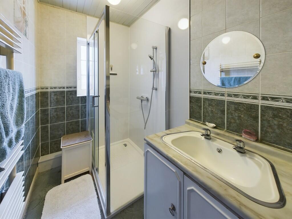 CAM02854G0-PR0313...