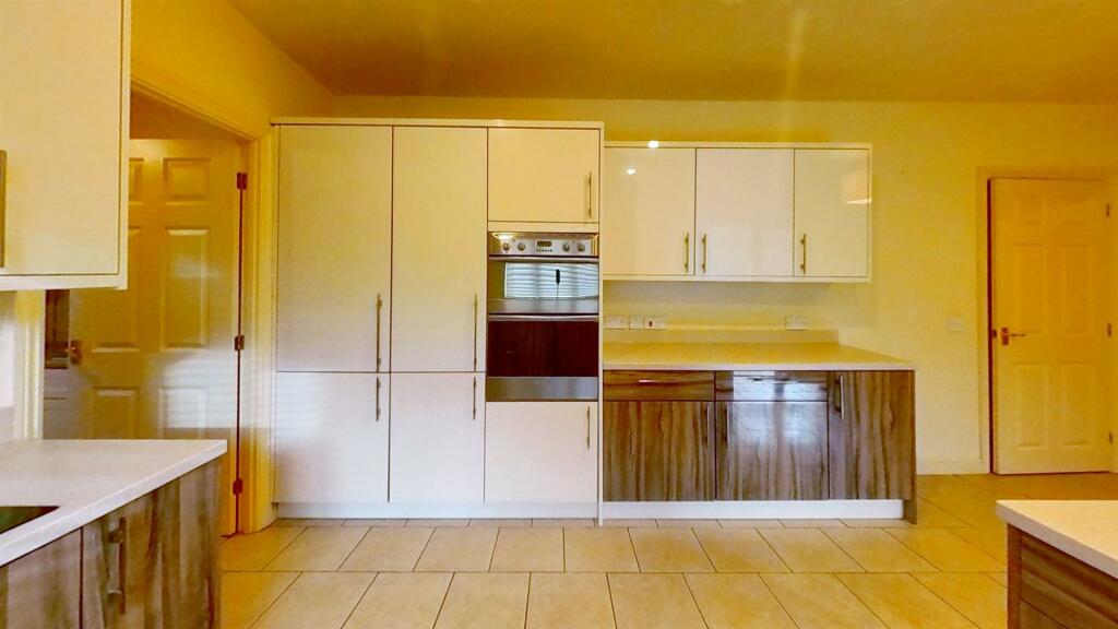Plantation-Place-Kitchen.jpg
