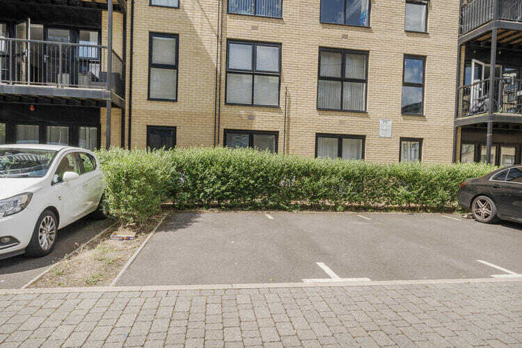 1302689 4 683d83aae983b