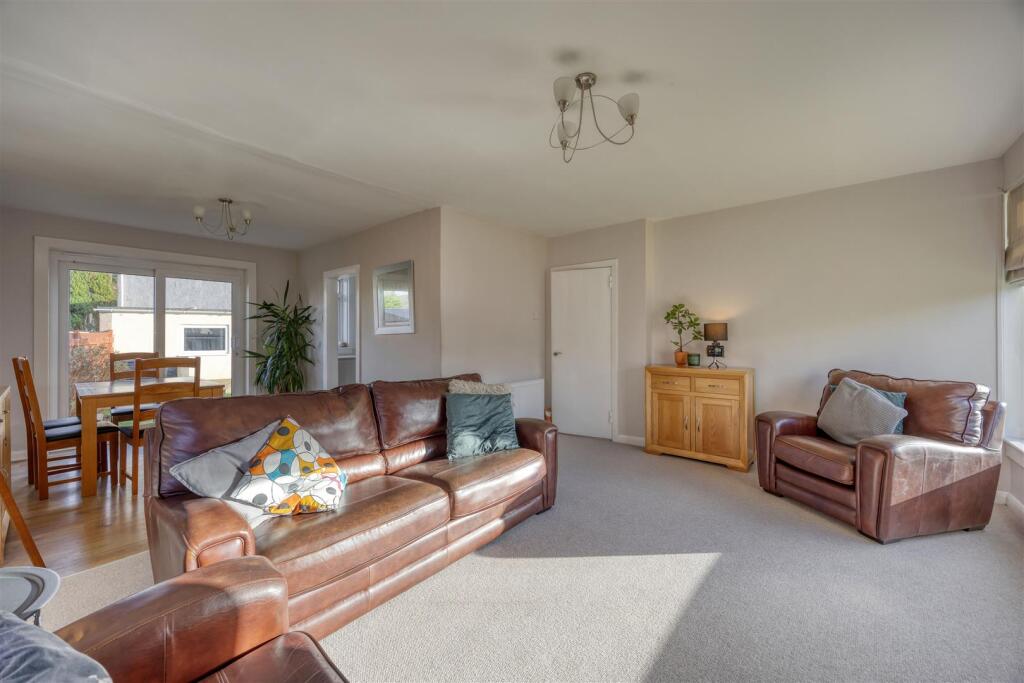 46_LARKFIELD_RD_LENZIE_010.JPEG
