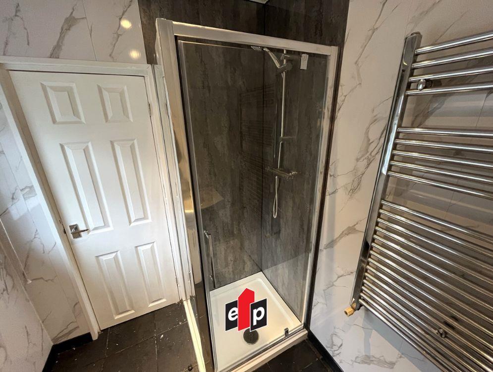 Mowbray Street, Stoke - Ground Floor Shower Room